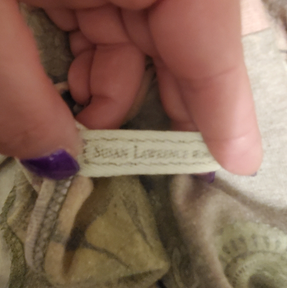 Susan Lawrence - Picture 5 of 7